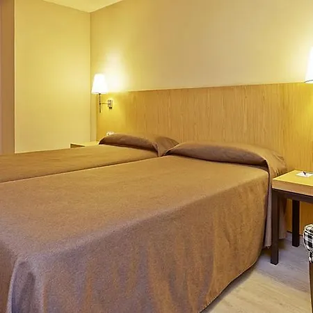 Nh Pirineos 4* Λιέιδα