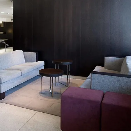 Hotel Nh Pirineos 4*