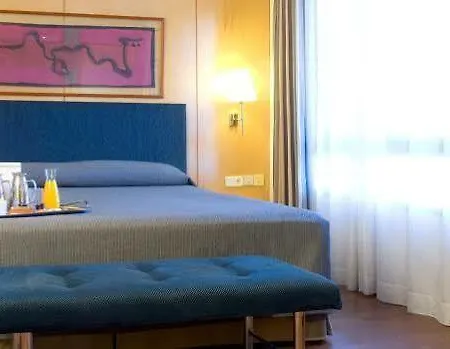 Nh Pirineos 4*
